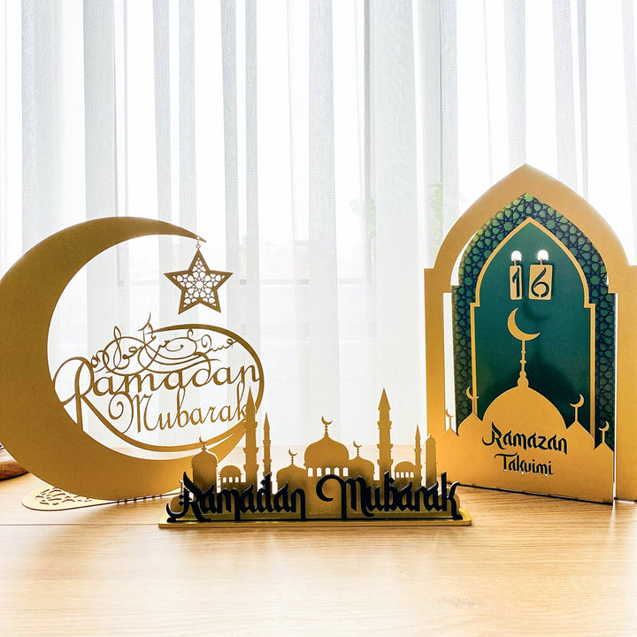 Ramadan Mubarak Metal Tabletop Decor - WAMH109