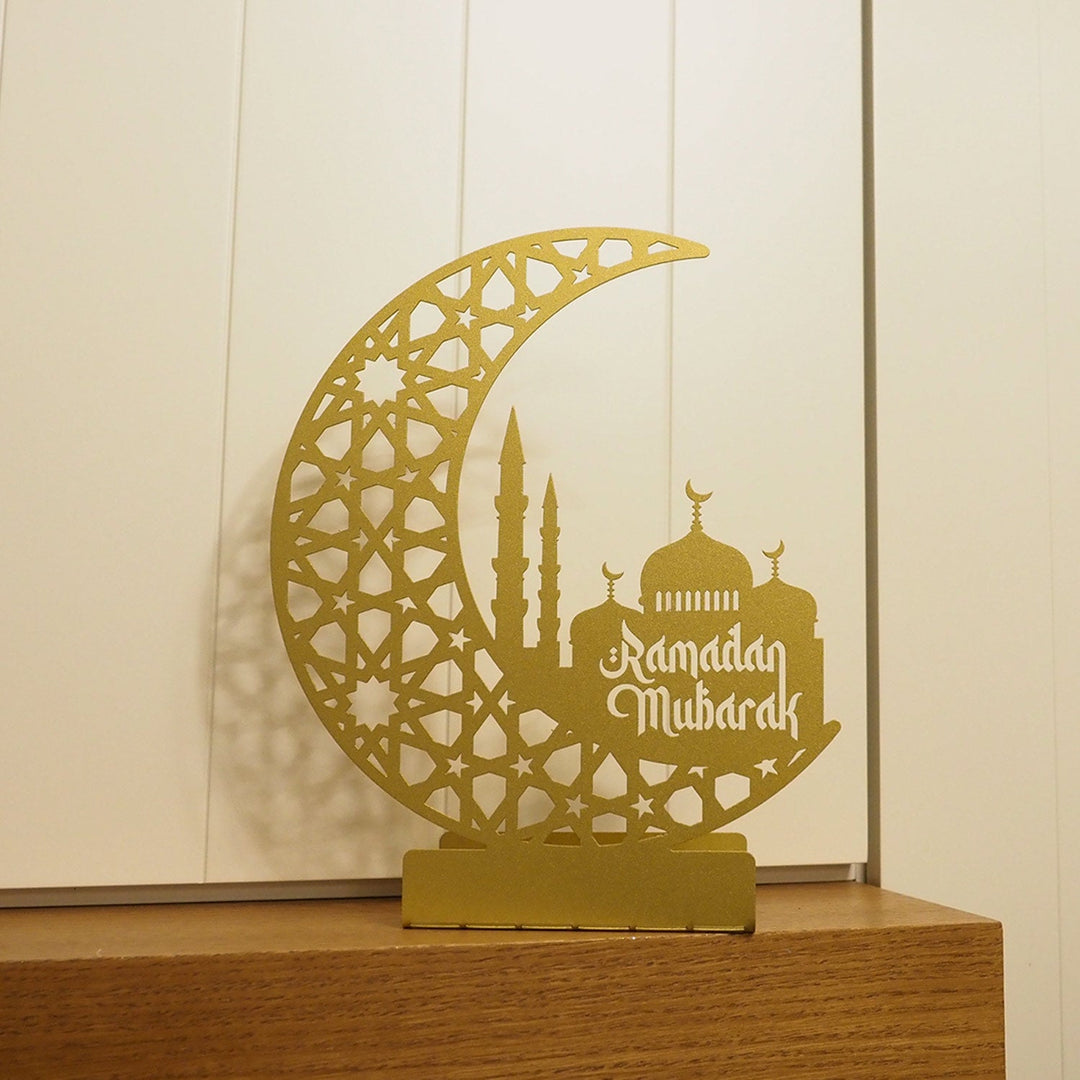 Metal Tabletop Decor with "Ramadan Mubarak" Inscription - WAMH191